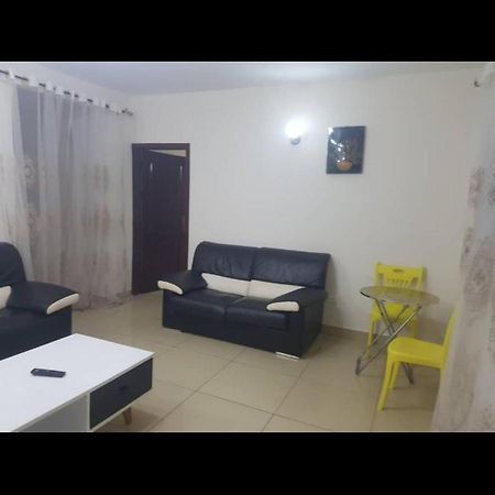 דירות Yaoundé Chez Jo Deux מראה חיצוני תמונה